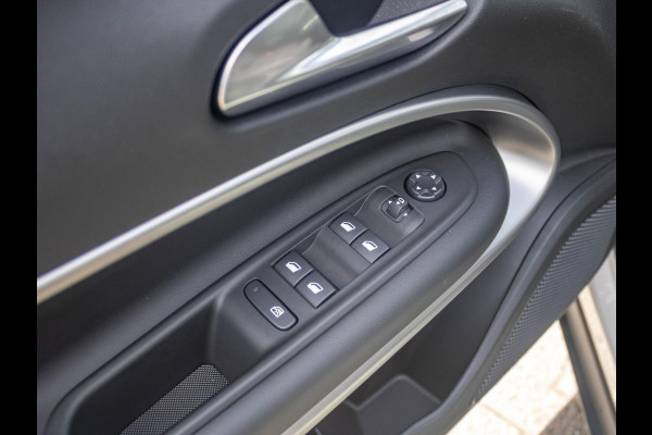 Jeep Avenger Summit 54 kWh | Uit voorraad leverbaar | 17%  Bijtelling | Schuif/Kanteldak | Winter Pack | Warmtepomp | Info&Convenience Pack | Full Operational Lease € 599,-