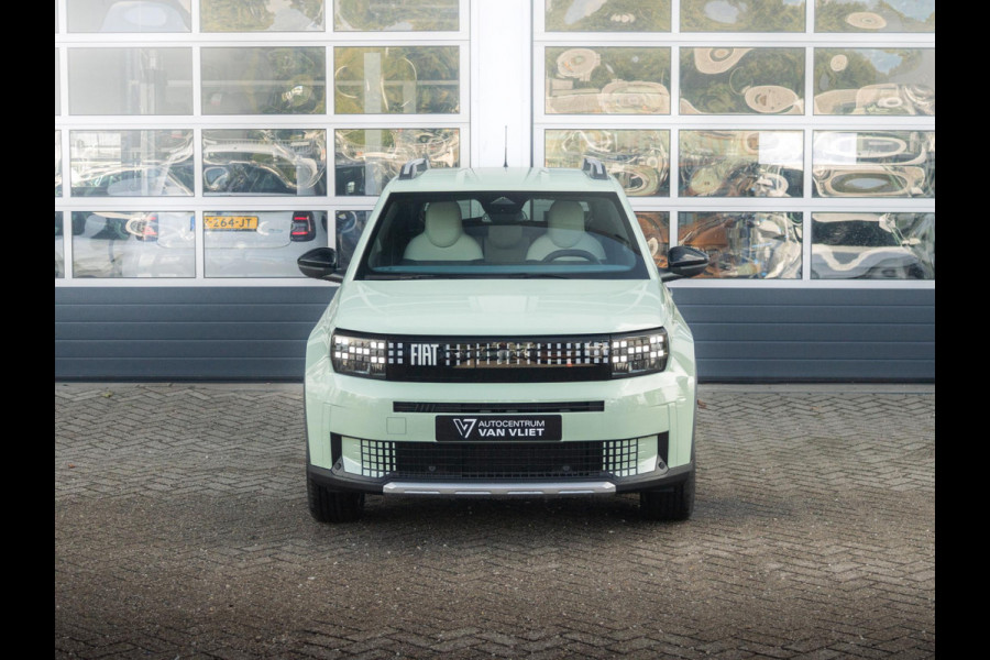 Fiat Grande Panda La Prima 7.4 kW 44 kWh | Uit voorraad leverbaar | Clima | Cruise | Camera | Apple Carplay | 17" | Navi | Winter Pack