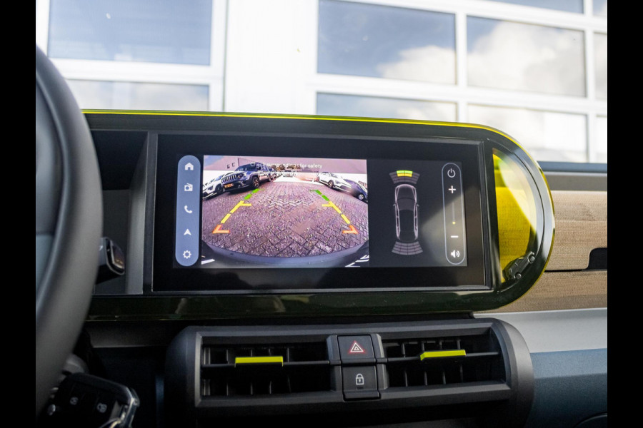 Fiat Grande Panda La Prima 7.4 kW 44 kWh | Uit voorraad leverbaar | Clima | Cruise | Camera | Apple Carplay | 17" | Navi | Winter Pack