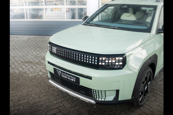 Fiat Grande Panda La Prima 7.4 kW 44 kWh | Uit voorraad leverbaar | Clima | Cruise | Camera | Apple Carplay | 17" | Navi | Winter Pack