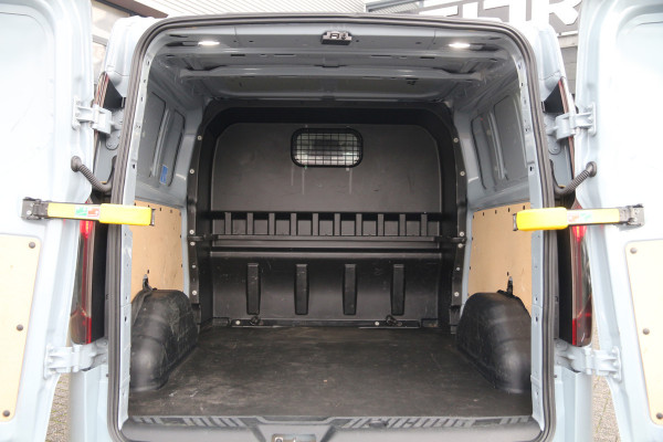 Ford Transit Custom 2.0 TDCI 185PK | Aut. | DC | MS-RT | 2x Schuifdeur | Camera | Cruise.. Ford Transit Custom 2.0 TDCI 185PK | Aut. | DC | MS-RT | 2x Schuifdeur | Camera | Cruise..