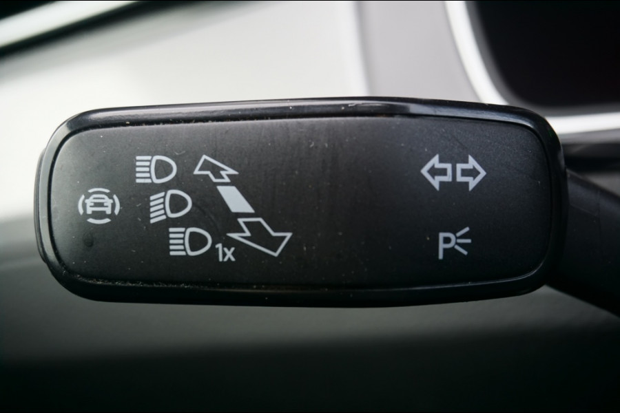 Volkswagen Passat Variant 218PK PHEV GTE ADAPTIVE | NAVI | MASSAGESTOEL | VIRT. COCKPIT! Volkswagen Passat Variant 218PK PHEV GTE ADAPTIVE | NAVI | MASSAGESTOEL | VIRT. COCKPIT!