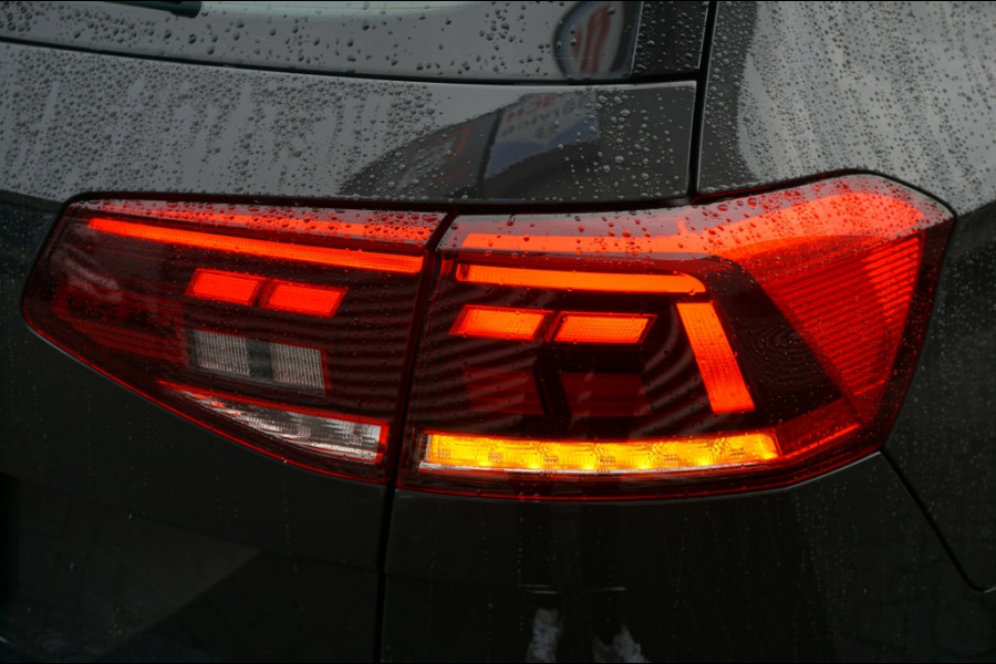 Volkswagen Passat Variant 218PK PHEV GTE ADAPTIVE | NAVI | MASSAGESTOEL | VIRT. COCKPIT! Volkswagen Passat Variant 218PK PHEV GTE ADAPTIVE | NAVI | MASSAGESTOEL | VIRT. COCKPIT!