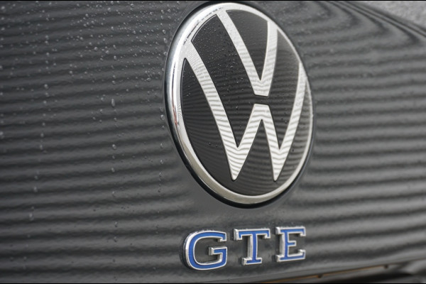 Volkswagen Passat Variant 218PK PHEV GTE ADAPTIVE | NAVI | MASSAGESTOEL | VIRT. COCKPIT! Volkswagen Passat Variant 218PK PHEV GTE ADAPTIVE | NAVI | MASSAGESTOEL | VIRT. COCKPIT!