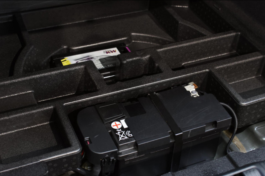 Audi RS3 Limousine 2.5 TFSI Quattro *Pano*RS-Stoelen*B&O*Camera*Keyless* Audi RS3 Limousine 2.5 TFSI Quattro *Pano*RS-Stoelen*B&O*Camera*Keyless*