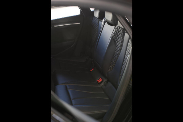 Audi RS3 Limousine 2.5 TFSI Quattro *Pano*RS-Stoelen*B&O*Camera*Keyless* Audi RS3 Limousine 2.5 TFSI Quattro *Pano*RS-Stoelen*B&O*Camera*Keyless*
