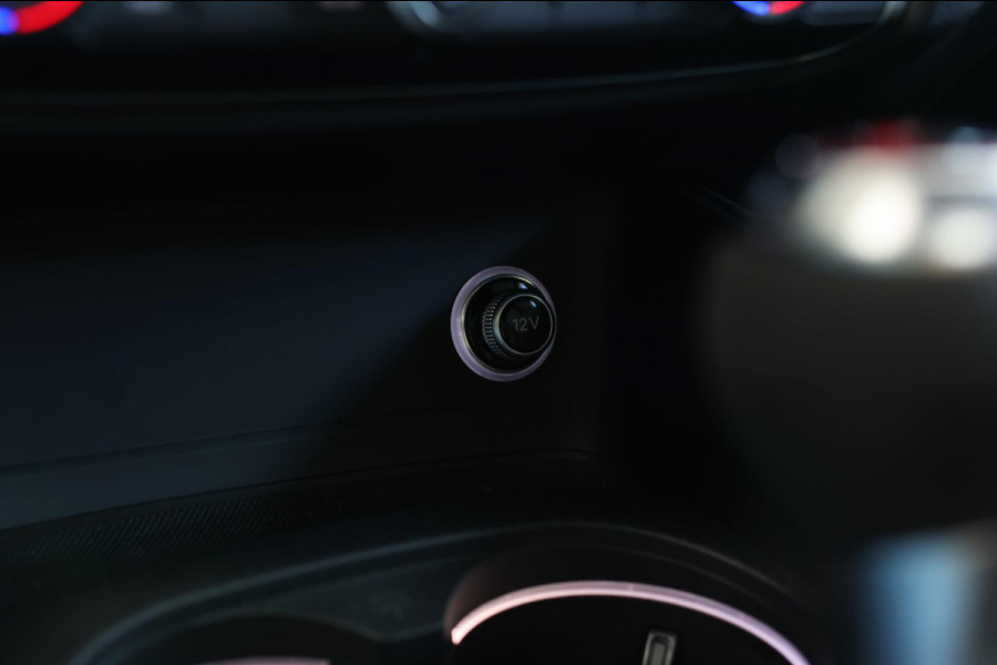 Audi RS3 Limousine 2.5 TFSI Quattro *Pano*RS-Stoelen*B&O*Camera*Keyless* Audi RS3 Limousine 2.5 TFSI Quattro *Pano*RS-Stoelen*B&O*Camera*Keyless*