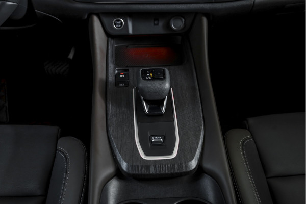 Nissan QASHQAI 1.3 MHEV Xtronic Tekna 158 PK - Automaat | Pano | Dig. Cockpit | Adapt. Cruise | Winterpakket | PDC | 360 Camera | NAV + App. Connect | ECC | DAB | Elek Klep | LM 19" | 1919 Nissan QASHQAI 1.3 MHEV Xtronic Tekna 158 PK - Automaat | Pano | Dig. Cockpit | Adapt. Cruise | Winterpakket | PDC | 360 Camera | NAV + App. Connect | ECC | DAB | Elek Klep | LM 19" | 1919