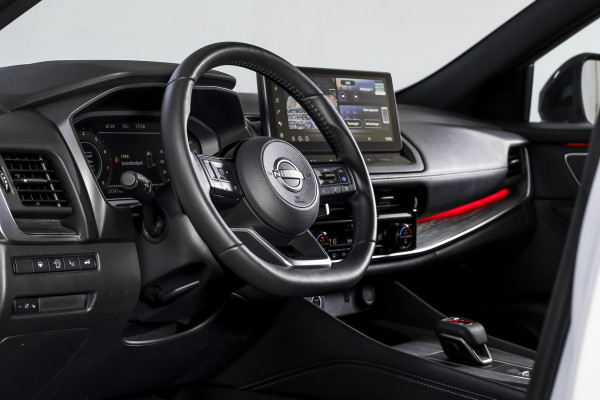 Nissan QASHQAI 1.3 MHEV Xtronic Tekna 158 PK - Automaat | Pano | Winterpakket | Elek. Stoel | Dig. Cockpit | Adapt. Cruise | Head-Up | 360 Camera | NAV + App. Connect | ECC | DAB | Elek Klep | LM 19" | 3206