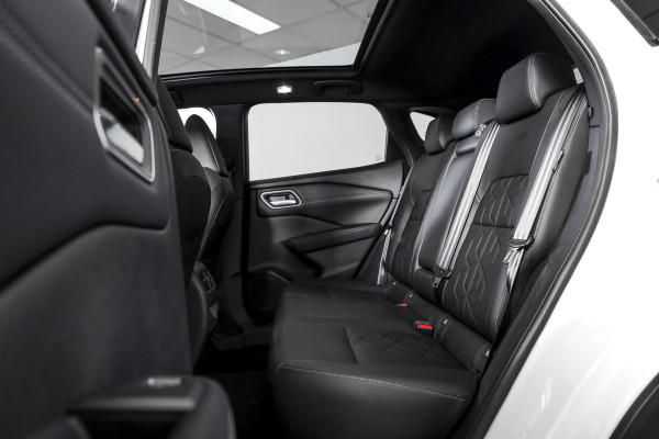 Nissan QASHQAI 1.3 MHEV Xtronic Tekna 158 PK - Automaat | Pano | Winterpakket | Elek. Stoel | Dig. Cockpit | Adapt. Cruise | Head-Up | 360 Camera | NAV + App. Connect | ECC | DAB | Elek Klep | LM 19" | 3206