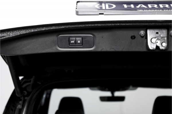 Nissan QASHQAI 1.3 MHEV Xtronic Tekna 158 PK - Automaat | Pano | Winterpakket | Elek. Stoel | Dig. Cockpit | Adapt. Cruise | Head-Up | 360 Camera | NAV + App. Connect | ECC | DAB | Elek Klep | LM 19" | 3206