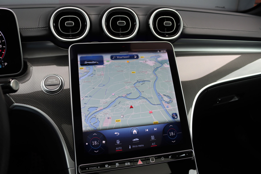 Mercedes-Benz C-Klasse Estate 300 e AMG Line | Panoramadak | Memory | Distronic | Trekhaak | Night Pakket | Dodehoekassistent | Camera | Sfeerverlichting | Mercedes-Benz C-Klasse Estate 300 e AMG Line | Panoramadak | Memory | Distronic | Trekhaak | Night Pakket | Dodehoekassistent | Camera | Sfeerverlichting |