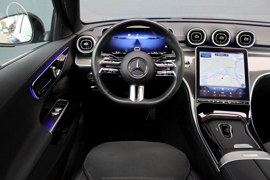 Mercedes-Benz C-Klasse Estate 300 e AMG Line | Panoramadak | Memory | Distronic | Trekhaak | Night Pakket | Dodehoekassistent | Camera | Sfeerverlichting | Mercedes-Benz C-Klasse Estate 300 e AMG Line | Panoramadak | Memory | Distronic | Trekhaak | Night Pakket | Dodehoekassistent | Camera | Sfeerverlichting |