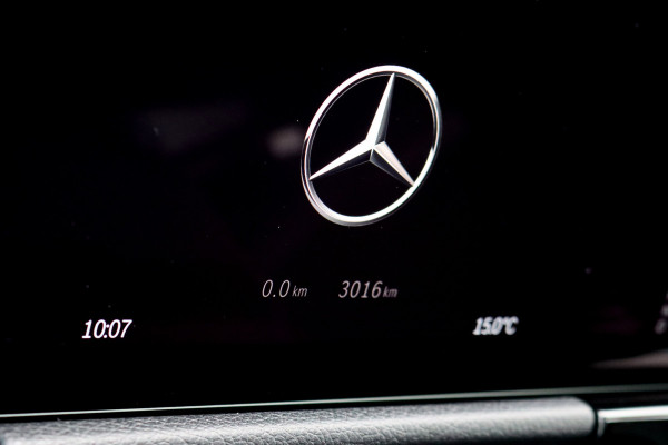 Mercedes-Benz GLA 250 e AMG Line | Panoramadak | Burmester | Distronic | Memory | Trekhaak | Keyless Go | Camera | Sfeerverlichting | Dodehoekassistent |