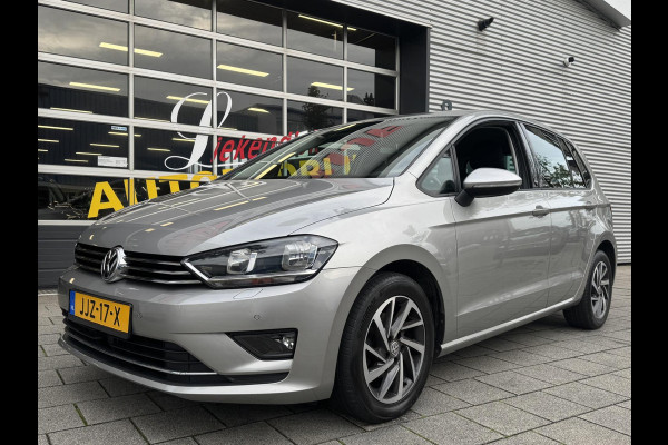 Volkswagen Golf Sportsvan 1.2 TSI Sound BlueMotion Navigatie / Apple CarPlay I Airco I PDC I Sport velgen I Dealer onderhouden Volkswagen Golf Sportsvan 1.2 TSI Sound BlueMotion Navigatie / Apple CarPlay I Airco I PDC I Sport velgen I Dealer onderhouden