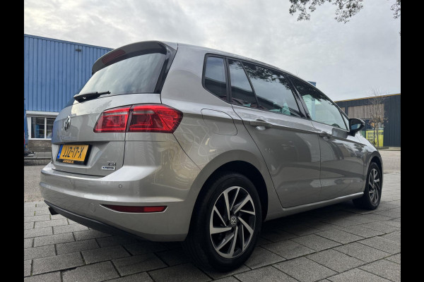 Volkswagen Golf Sportsvan 1.2 TSI Sound BlueMotion Navigatie / Apple CarPlay I Airco I PDC I Sport velgen I Dealer onderhouden Volkswagen Golf Sportsvan 1.2 TSI Sound BlueMotion Navigatie / Apple CarPlay I Airco I PDC I Sport velgen I Dealer onderhouden