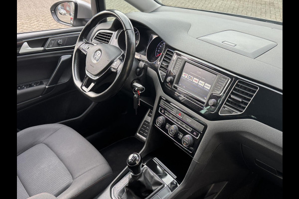 Volkswagen Golf Sportsvan 1.2 TSI Sound BlueMotion Navigatie / Apple CarPlay I Airco I PDC I Sport velgen I Dealer onderhouden Volkswagen Golf Sportsvan 1.2 TSI Sound BlueMotion Navigatie / Apple CarPlay I Airco I PDC I Sport velgen I Dealer onderhouden