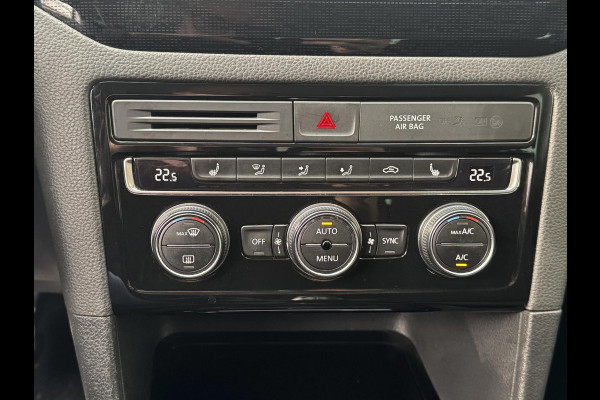 Volkswagen Golf Sportsvan 1.2 TSI Sound BlueMotion Navigatie / Apple CarPlay I Airco I PDC I Sport velgen I Dealer onderhouden Volkswagen Golf Sportsvan 1.2 TSI Sound BlueMotion Navigatie / Apple CarPlay I Airco I PDC I Sport velgen I Dealer onderhouden