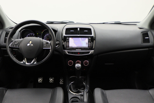 Mitsubishi ASX 1.6 Cleartec Instyle Panoramadak, Leer, Xenon, Trekhaak, Navigatie, Keyless, 18"