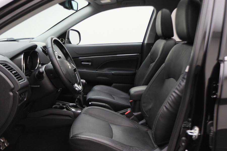 Mitsubishi ASX 1.6 Cleartec Instyle Panoramadak, Leer, Xenon, Trekhaak, Navigatie, Keyless, 18"