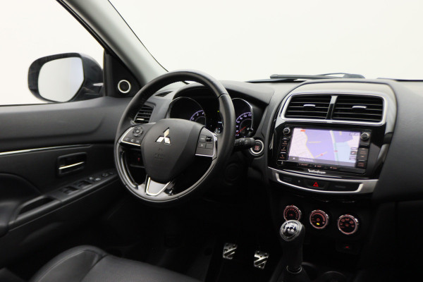 Mitsubishi ASX 1.6 Cleartec Instyle Panoramadak, Leer, Xenon, Trekhaak, Navigatie, Keyless, 18"