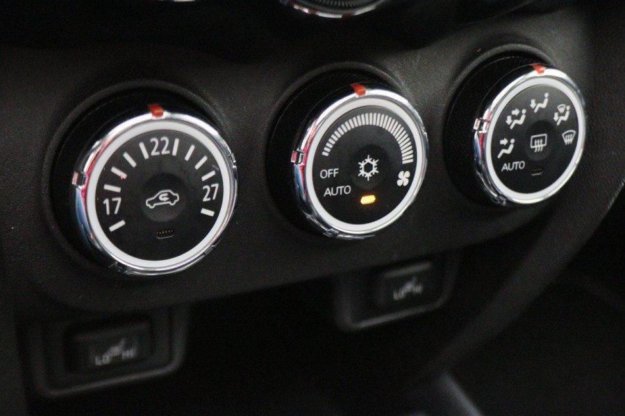 Mitsubishi ASX 1.6 Cleartec Instyle Panoramadak, Leer, Xenon, Trekhaak, Navigatie, Keyless, 18"