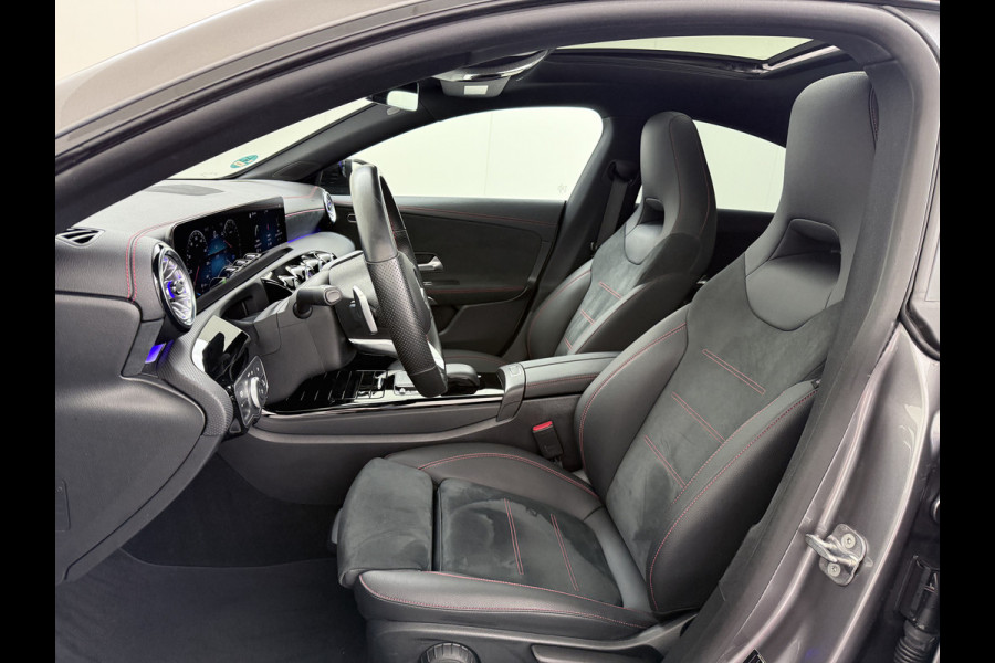 Mercedes-Benz CLA-Klasse CLA 250 e Coupé AMG Line Night | Pano Multibeam Sound Night