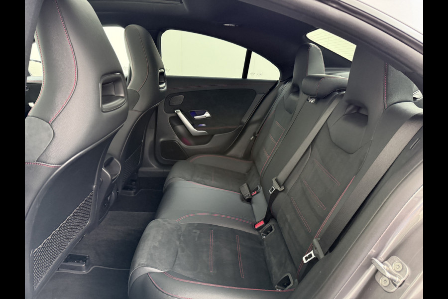 Mercedes-Benz CLA-Klasse CLA 250 e Coupé AMG Line Night | Pano Multibeam Sound Night