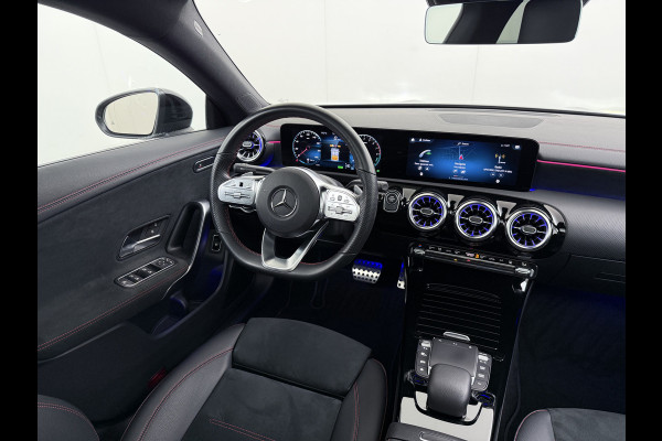 Mercedes-Benz CLA-Klasse CLA 250 e Coupé AMG Line Night | Pano Multibeam Sound Night