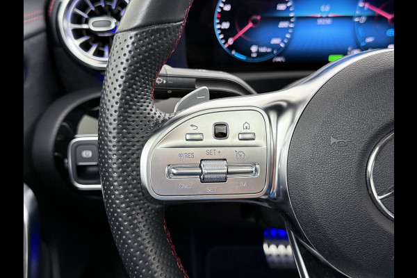 Mercedes-Benz CLA-Klasse CLA 250 e Coupé AMG Line Night | Pano Multibeam Sound Night