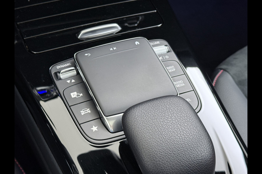 Mercedes-Benz CLA-Klasse CLA 250 e Coupé AMG Line Night | Pano Multibeam Sound Night