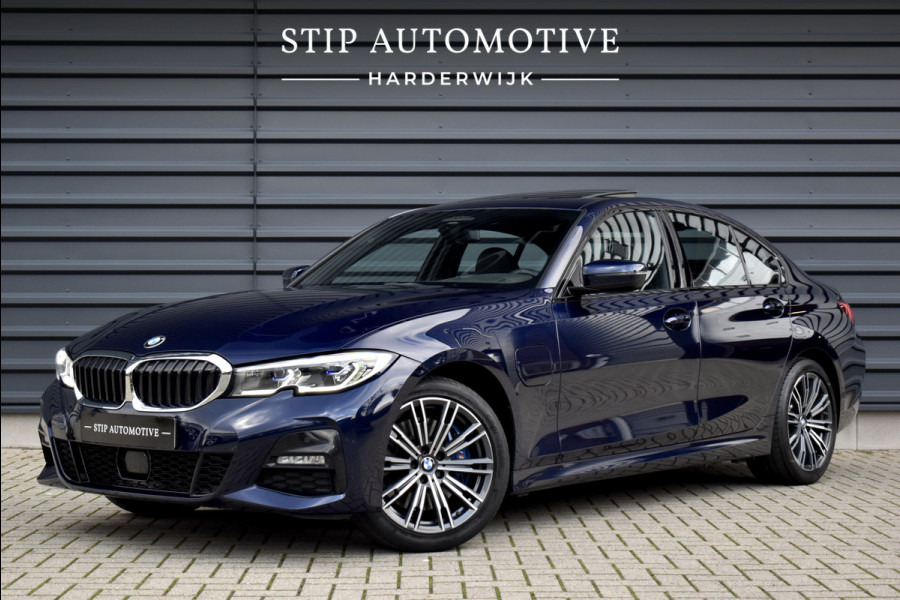 BMW 3 Serie 330e M Sport Individual | Pano | ACC | Laser Light | Memory | Harman/Kardon | Camera |