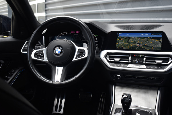 BMW 3 Serie 330e M Sport Individual | Pano | ACC | Laser Light | Memory | Harman/Kardon | Camera |