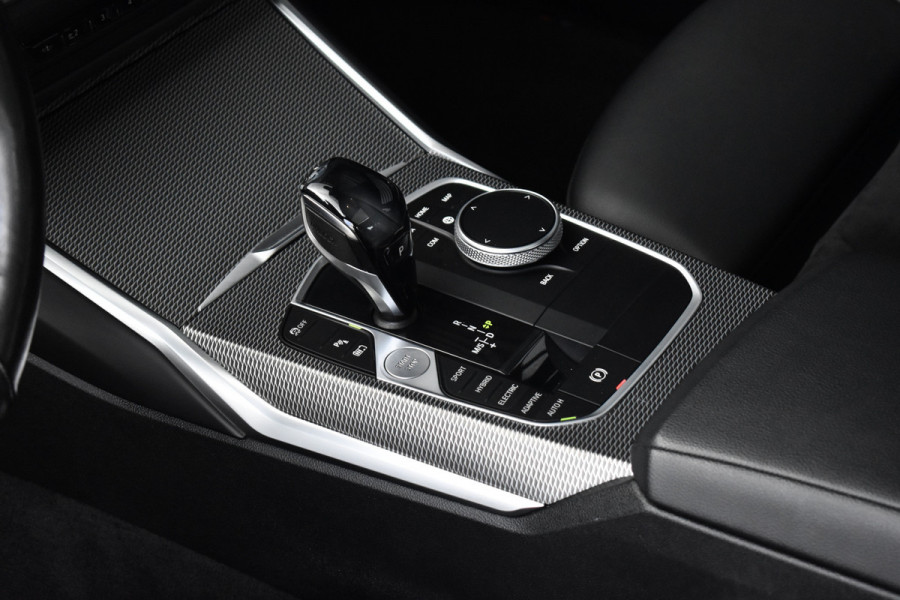 BMW 3 Serie 330e M Sport Individual | Pano | ACC | Laser Light | Memory | Harman/Kardon | Camera |