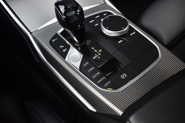 BMW 3 Serie 330e M Sport Individual | Pano | ACC | Laser Light | Memory | Harman/Kardon | Camera |