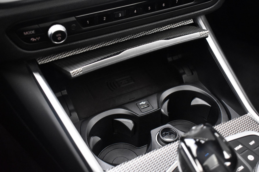 BMW 3 Serie 330e M Sport Individual | Pano | ACC | Laser Light | Memory | Harman/Kardon | Camera |