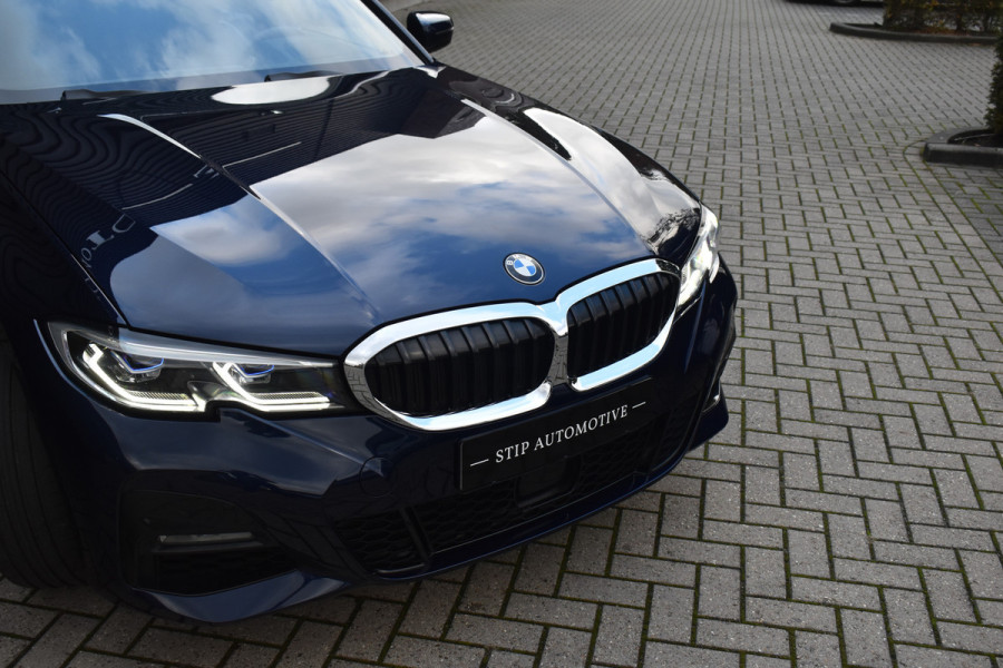 BMW 3 Serie 330e M Sport Individual | Pano | ACC | Laser Light | Memory | Harman/Kardon | Camera |