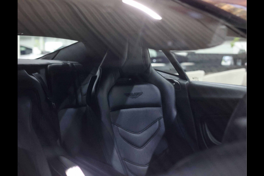 Aston Martin DBS 5.2 V12 Superleggera | B&O BeoSound - Xenon Grey