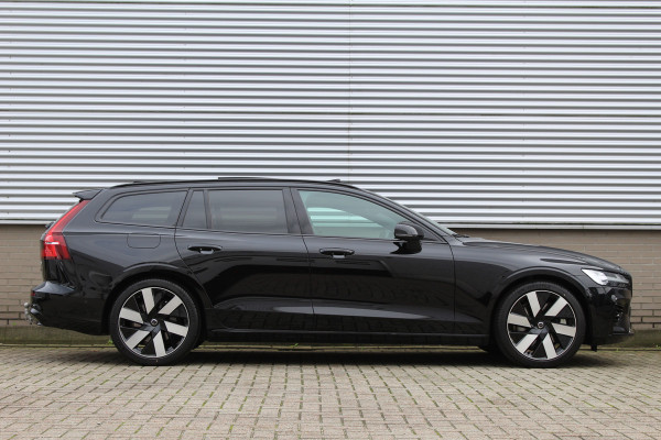 Volvo V60 2.0 T6 Plug-in hybrid AWD Plus Dark | Panoramadak | Trekhaak | BLIS | H/K | 360 Camera