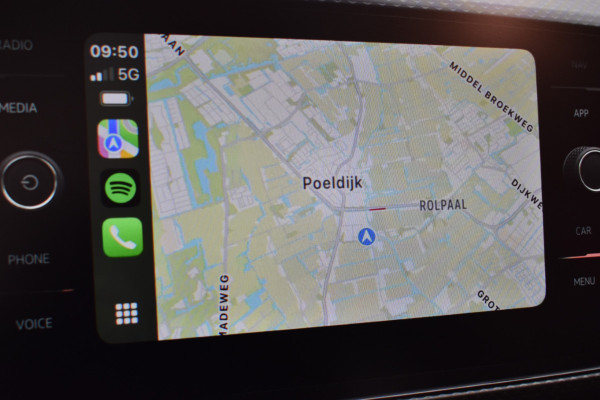 Volkswagen T-Cross 1.0 TSI Life Stoelverwarming Navigatie Automaat Parkeer camera Btw auto Carplay