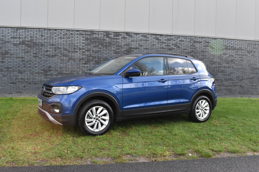 Volkswagen T-Cross 1.0 TSI Life Stoelverwarming Navigatie Automaat Parkeer camera Btw auto Carplay