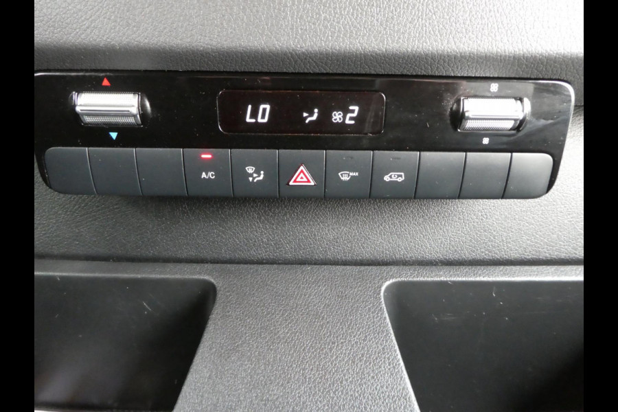Mercedes-Benz Sprinter 317 CDI L2H2 automaat airco camera 3 zits