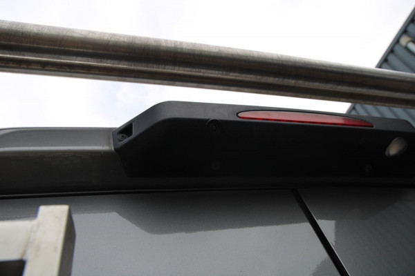 Iveco Daily 35S21H 3.0 410 / Automaat / Dubbel cabine / L4 / 6 persoons / Trekhaak / 3500 trekgewicht