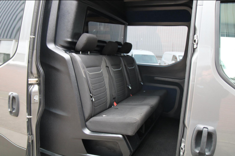 Iveco Daily 35S21H 3.0 410 / Automaat / Dubbel cabine / L4 / 6 persoons / Trekhaak / 3500 trekgewicht
