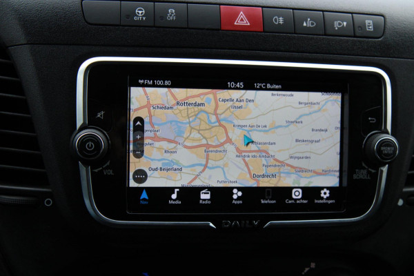 Iveco Daily 35S21H 3.0 410 / Automaat / Dubbel cabine / L4 / 6 persoons / Trekhaak / 3500 trekgewicht