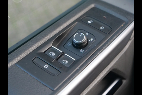 Volkswagen Transporter 2.0 TDI 150 | Aut. | DC | Bulli | L2H1 | Navi | Cruise | Airco..