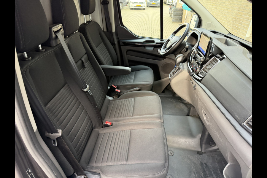 Ford Transit Custom 300 2.0 TDCI 130PK EURO 6 L2H1 Limited Automaat/CarPlay/trekhaak Ford Transit Custom 300 2.0 TDCI 130PK EURO 6 L2H1 Limited Automaat/CarPlay/trekhaak