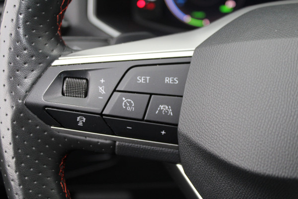 Seat Tarraco 1.4 TSI 245pk e-Hybrid PHEV FR Business Intense DSG6 SoH 91% NL-Auto NAP BTW Panoramadak Clima Cruise Navi 360 Camera Trekhaak 1800kg