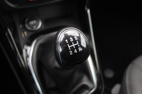 Ford B-MAX 1.0 EcoBoost Titanium / Trekhaak / Camera / Navigatie / Parkeerhulp V+A / 16'' / Bluetooth / Cruise Control