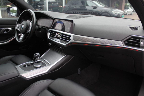 BMW 3-serie 320e Business Ed. M Sport / Camera / Leder / Harman Kardon / 19'' / CarPlay / DAB / Cruise Control